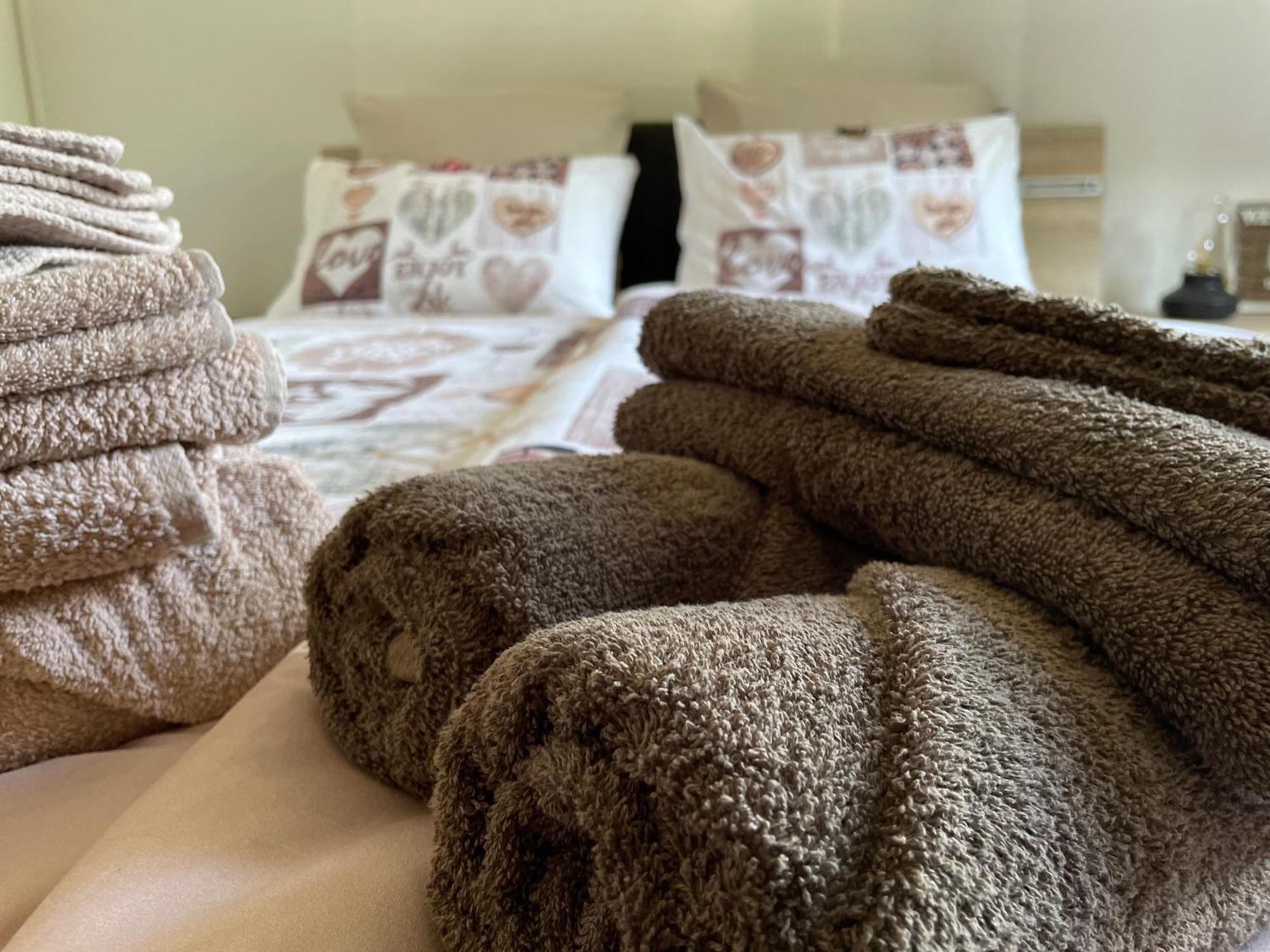 Ferienwohnung Rustico Ai Monti Cadenazzo ภายนอก รูปภาพ