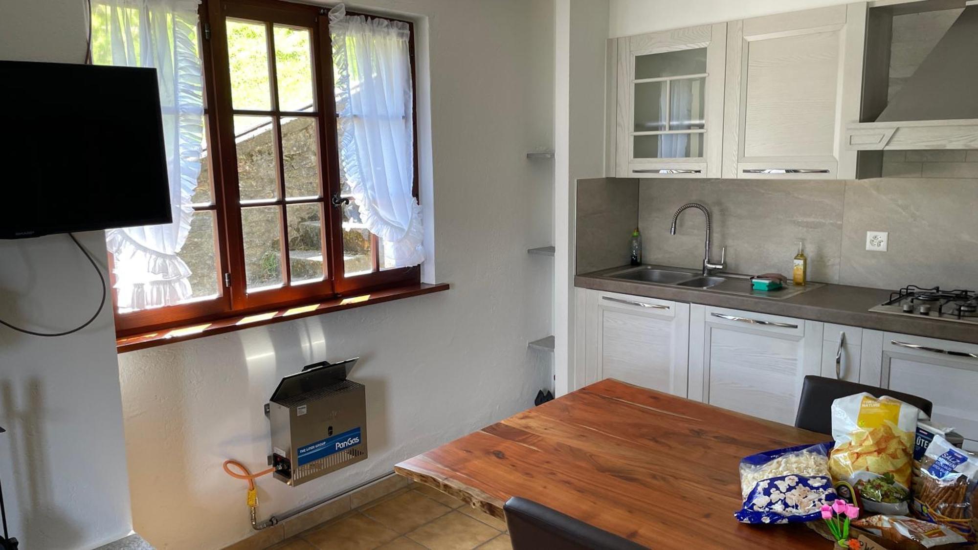 Ferienwohnung Rustico Ai Monti Cadenazzo ภายนอก รูปภาพ