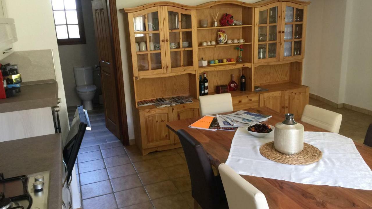 Ferienwohnung Rustico Ai Monti Cadenazzo ภายนอก รูปภาพ
